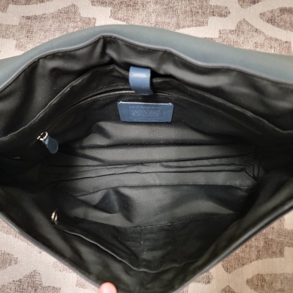 Coach Hudson Navy Blue Leather Messenger Bag With Adjustable Strap - Picture 14 of 16